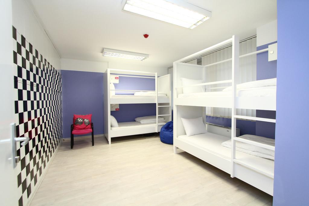 Dc Hostel Belgrad Rum bild