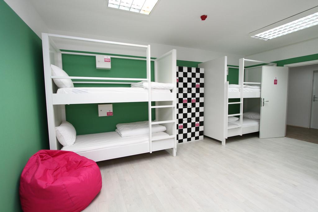 Dc Hostel Belgrad Exteriör bild