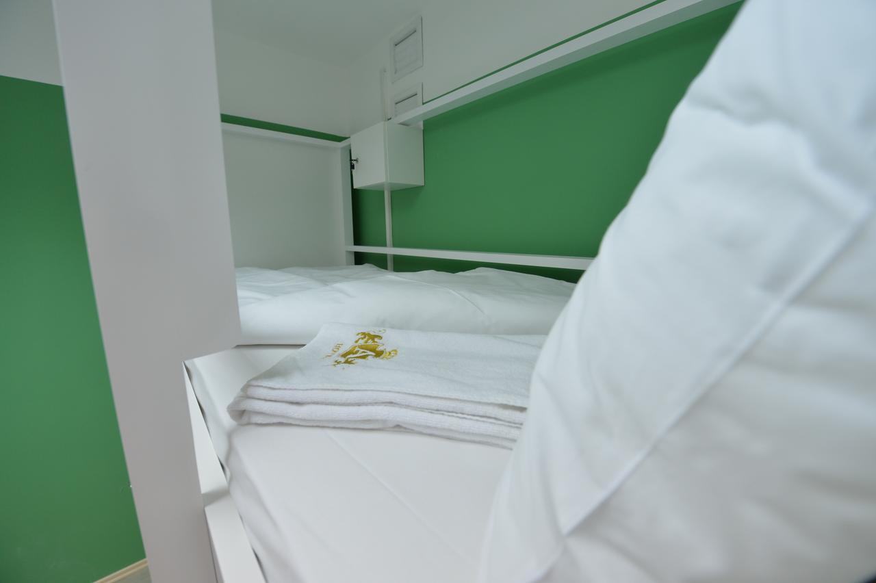 Dc Hostel Belgrad Rum bild